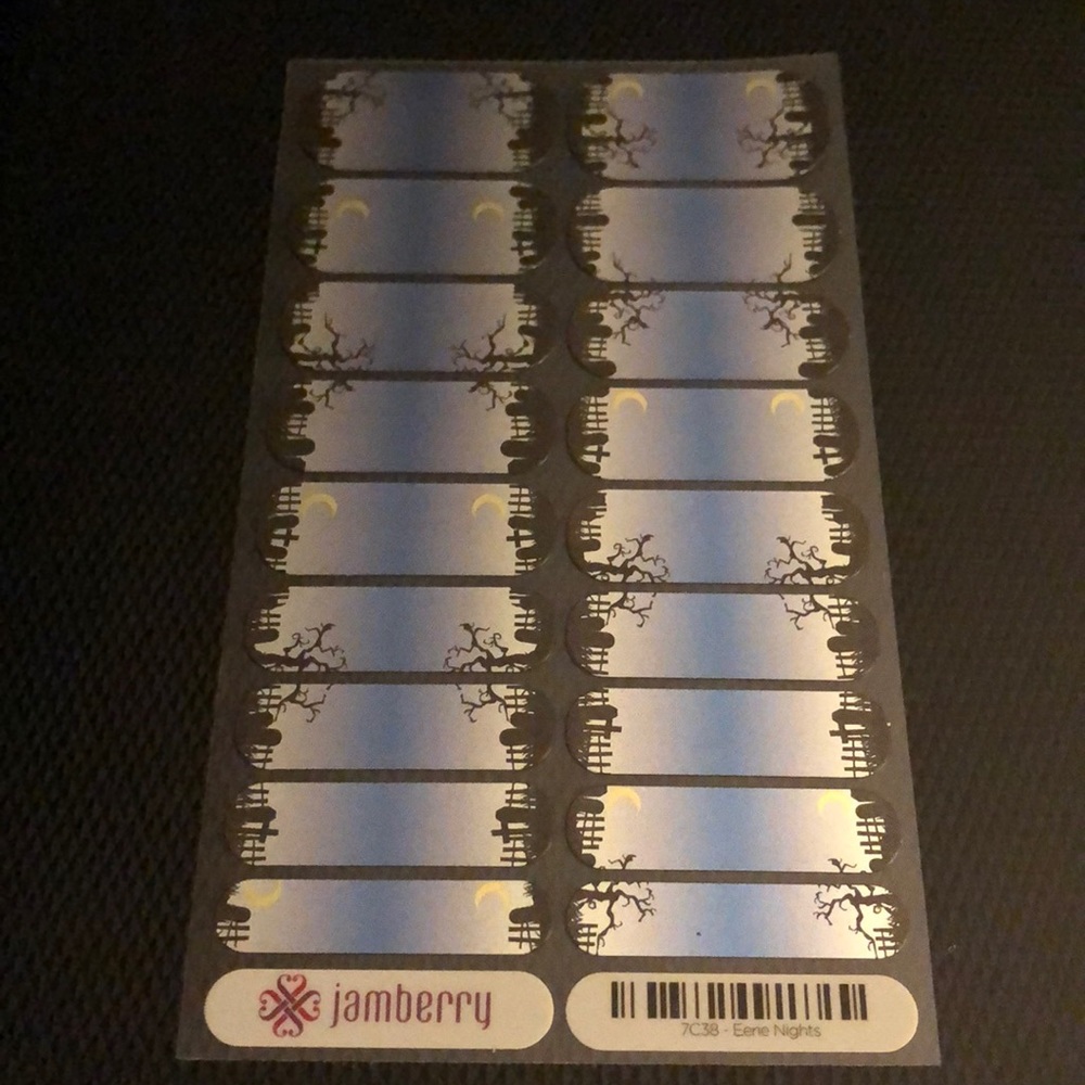 Jamberry full sheet, style “Eerie nights”